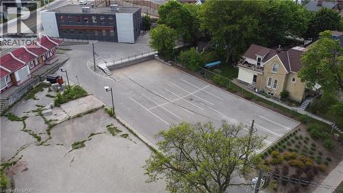 618 King Street W, Kitchener, ON 