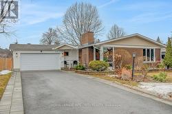 27 BIRCHVIEW ROAD Ottawa, ON K2G 3G3