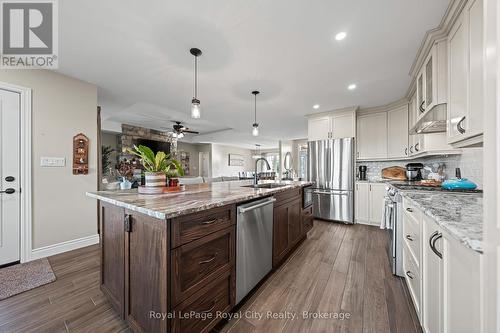 103 Marshall Heights Road, West Grey, ON - Indoor Photo Showing Kitchen With Upgraded Kitchen