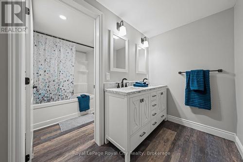 Basement 5 pc Bathroom - 103 Marshall Heights Road, West Grey, ON - Indoor