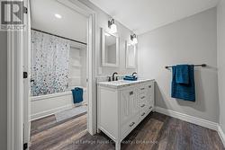 Basement 5 pc Bathroom - 