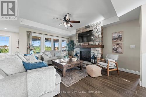 103 Marshall Heights Road, West Grey, ON - Indoor Photo Showing Living Room With Fireplace