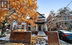 531 RUNNYMEDE Road Unit# 2 Toronto, ON M6S 2Z8