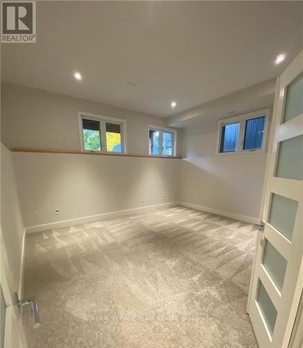 289 Kirchoffer Avenue, Ottawa, ON - Indoor