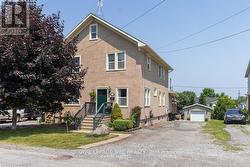 48 HODGKINS AVENUE Thorold, ON L2V 1M1