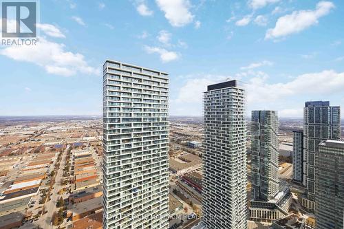 5512 - 5 BUTTERMILL AVENUE  Vaughan, ON L4K 0J5