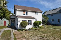 121 CROSS Street E Dunnville, ON N1A 1B8