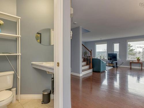 31 Limestone Avenue, Fall River, NS 