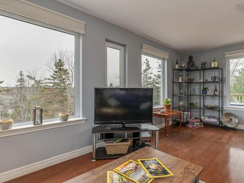 31 Limestone Avenue, Fall River, NS 