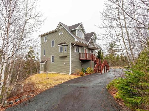 31 Limestone Avenue, Fall River, NS 