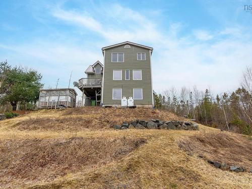 31 Limestone Avenue, Fall River, NS 