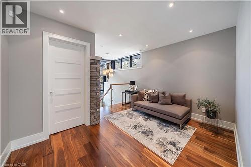 238 Hart Avenue, Burlington, ON - Indoor