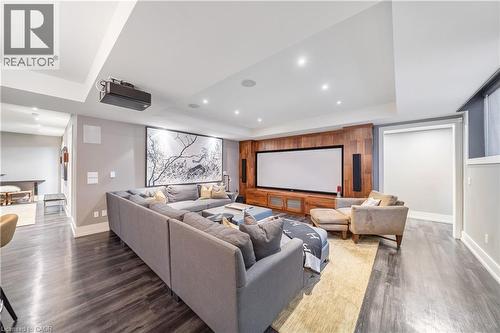 238 Hart Avenue, Burlington, ON - Indoor Photo Showing Living Room