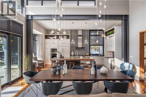 238 Hart Avenue, Burlington, ON - Indoor Photo Showing Dining Room
