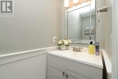 3213 Escada Drive, Mississauga, ON - Indoor Photo Showing Bathroom