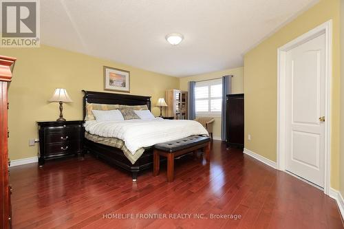 3213 Escada Drive, Mississauga, ON - Indoor Photo Showing Bedroom
