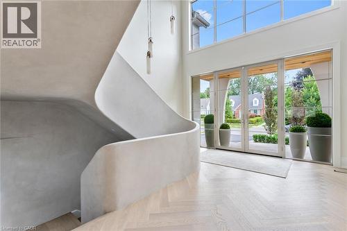 304 Pomona Avenue, Burlington, ON - Indoor Photo Showing Other Room