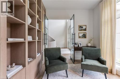 304 Pomona Avenue, Burlington, ON - Indoor Photo Showing Other Room