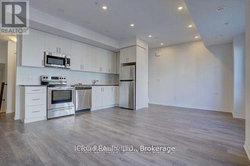 114 - 2635 William Jackson Drive, Pickering, ON - Indoor Photo Showing Kitchen With Stainless Steel Kitchen