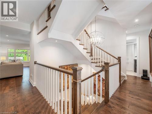 3087 Lakeshore Road, Burlington, ON - Indoor Photo Showing Other Room