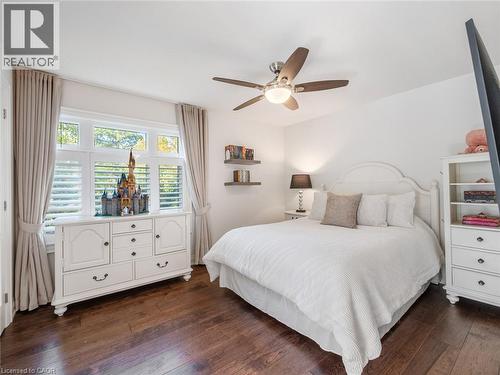 3087 Lakeshore Road, Burlington, ON - Indoor Photo Showing Bedroom