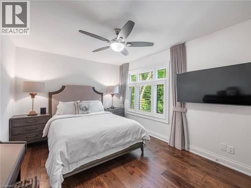3087 Lakeshore Road, Burlington, ON - Indoor Photo Showing Bedroom