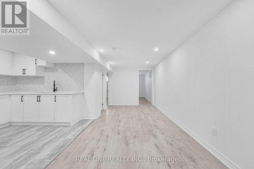22 Halam Avenue, Hamilton, ON - Indoor
