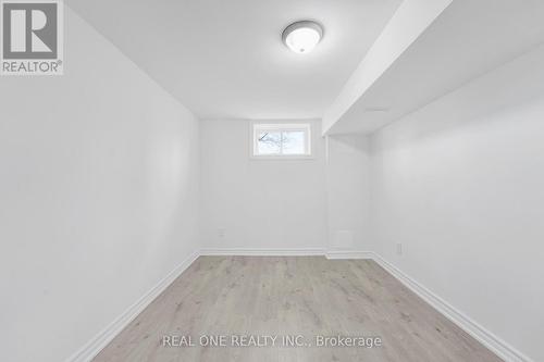22 Halam Avenue, Hamilton, ON - Indoor Photo Showing Other Room