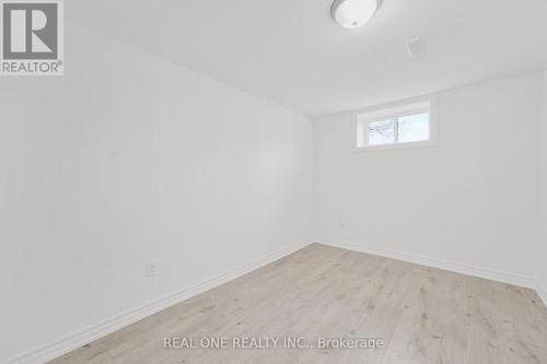 22 Halam Avenue, Hamilton, ON - Indoor Photo Showing Other Room