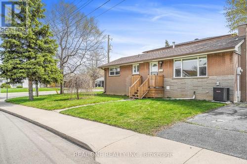 22 Halam Avenue, Hamilton, ON - Outdoor