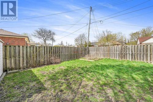 22 Halam Avenue, Hamilton, ON - Outdoor