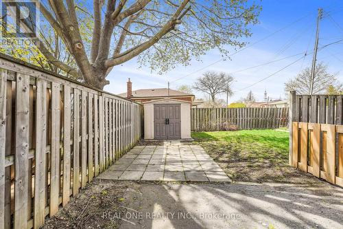 22 Halam Avenue, Hamilton, ON - Outdoor