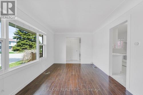 22 Halam Avenue, Hamilton, ON - Indoor Photo Showing Other Room