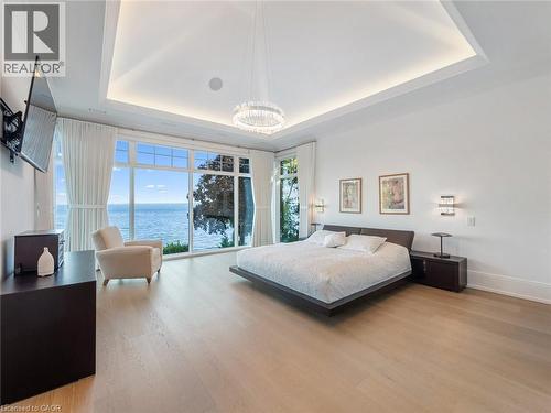 140 Secord Lane, Burlington, ON - Indoor Photo Showing Bedroom