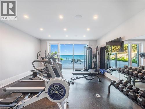 140 Secord Lane, Burlington, ON - Indoor Photo Showing Gym Room