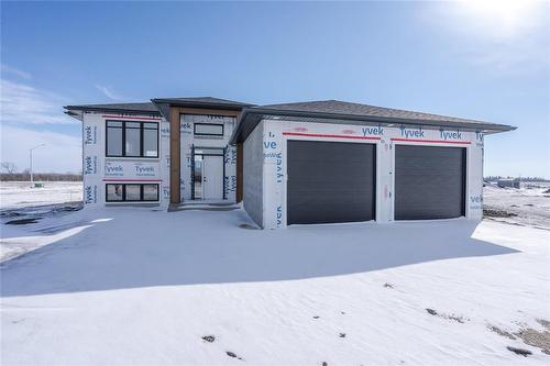3 Elizabeth Waytiuk Cove  East Selkirk, MB R0E 0M0