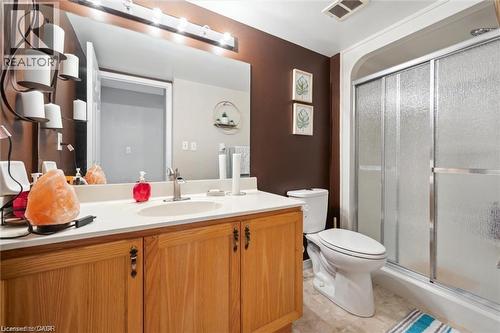 3267 King Street E Unit# 204, Kitchener, ON - Indoor Photo Showing Bathroom