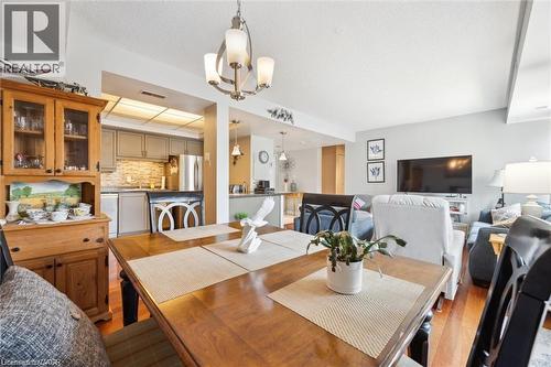 3267 King Street E Unit# 204, Kitchener, ON - Indoor Photo Showing Dining Room