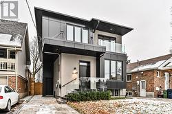 44 DORIS DRIVE Toronto, ON M4B 3C9