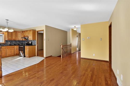 37 Optimist Way, Winnipeg, MB - Indoor