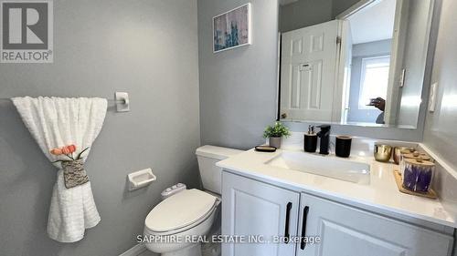 Common washroom - 3255 Redpath Circle, Mississauga, ON - Indoor Photo Showing Bathroom