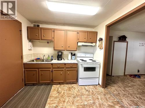 122 Pine Street, Chitek Lake, SK - Indoor Photo Showing Kitchen