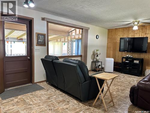 122 Pine Street, Chitek Lake, SK - Indoor