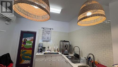 891 Bank Street, Ottawa, ON 