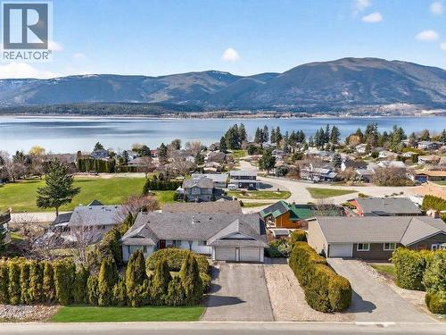 4751 Lakeshore Road NE  Salmon Arm, BC V1E 3N8