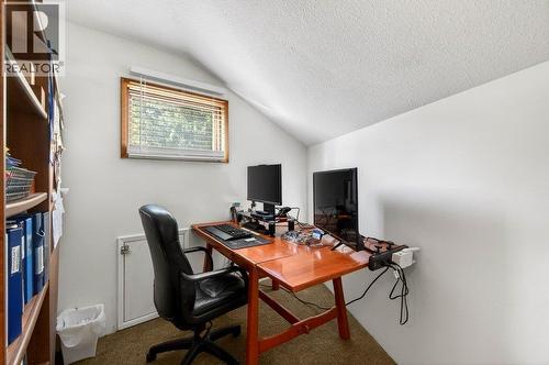 7905 97A Highway, Mara, BC - Indoor Photo Showing Office