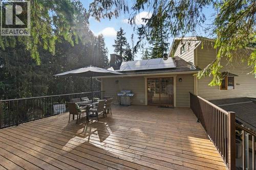 7905 97A Highway, Mara, BC - Outdoor With Deck Patio Veranda With Exterior