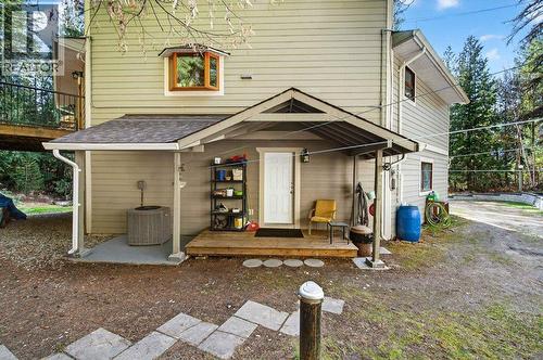 7905 97A Highway, Mara, BC - Outdoor With Exterior