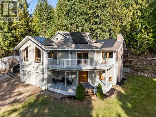 7905 97A Highway, Mara, BC - Outdoor With Deck Patio Veranda