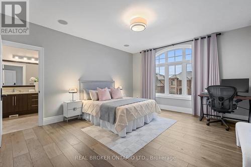 459 Deer Ridge Drive, Kitchener, ON - Indoor Photo Showing Bedroom